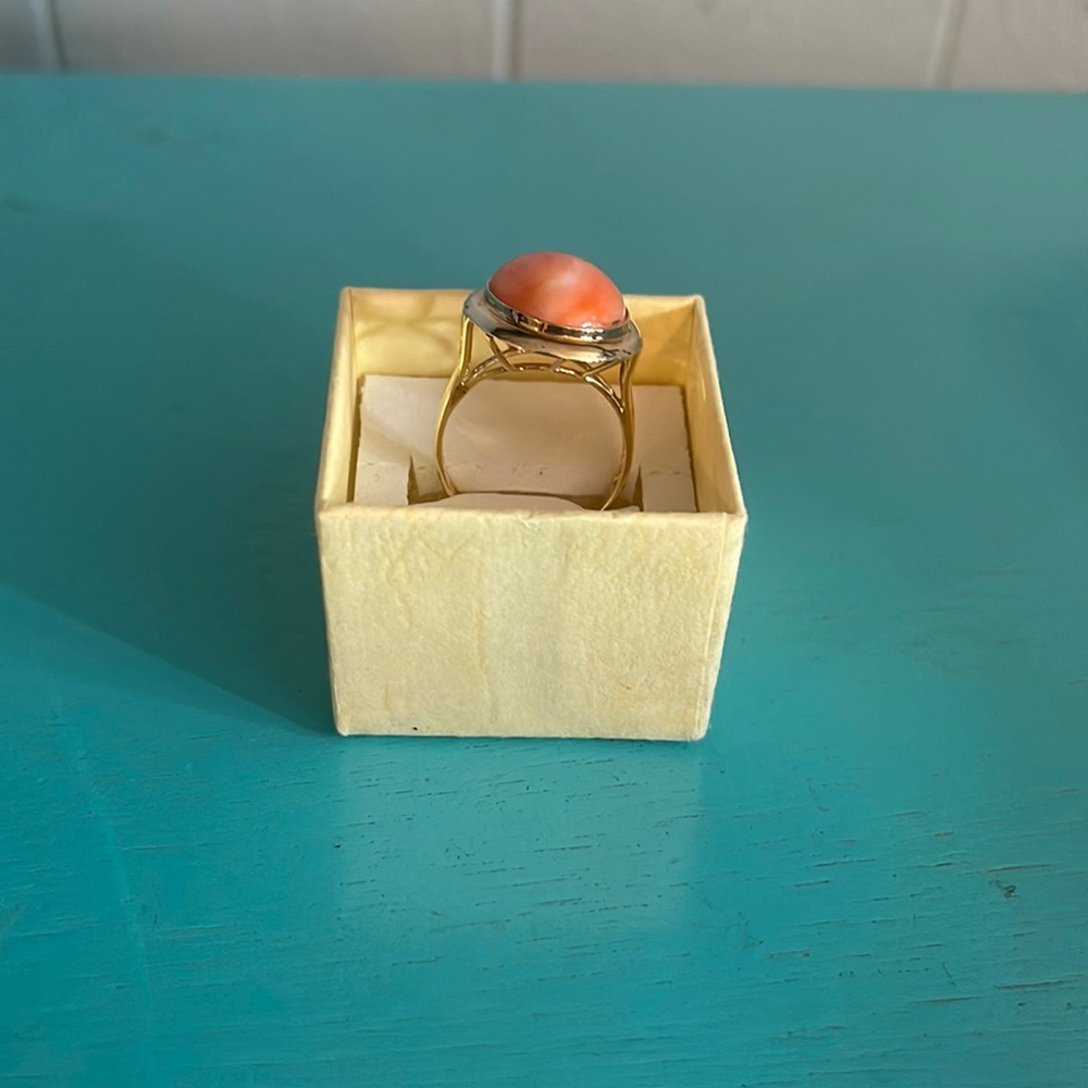 14k yellow gold ring